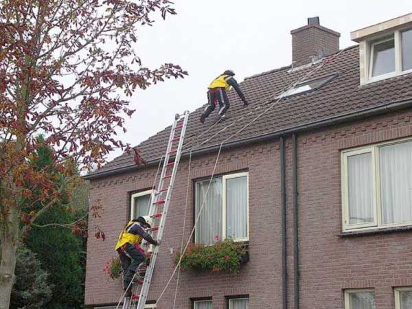 HONOR Safety - HONORoof-Safety Sicherungssystem für Spitzdächer